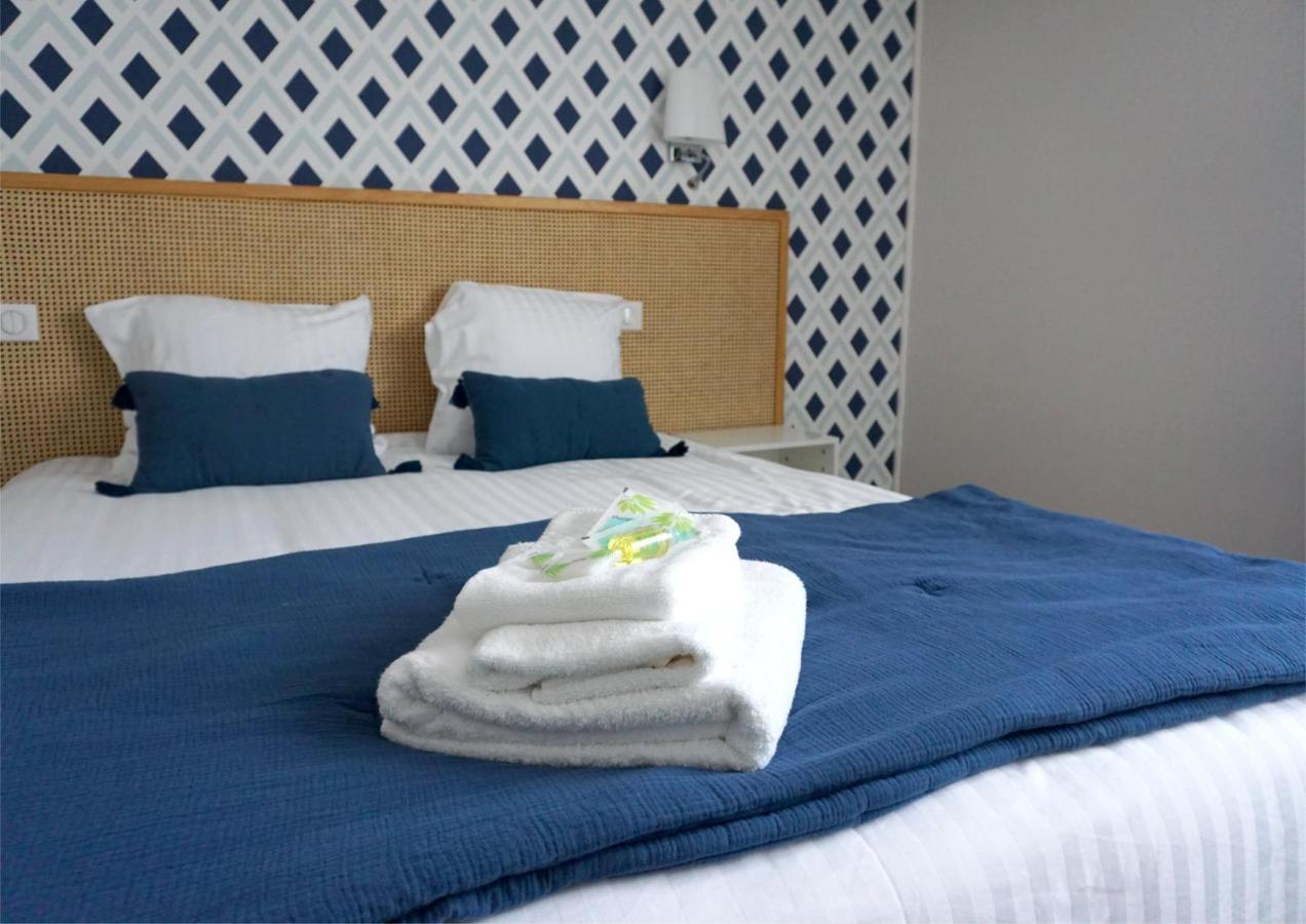 Hotel Le Glacier 빌뇌브-쉬르-로트 외부 사진